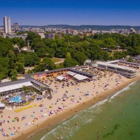 Modern Bright Apartment Close To City Center And Grand Mall Varna Dış mekan fotoğraf