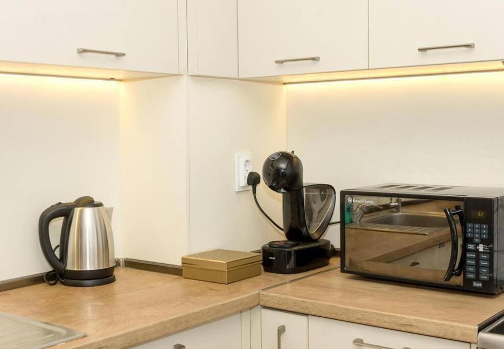 Modern Bright Apartment Close To City Center And Grand Mall Varna Dış mekan fotoğraf