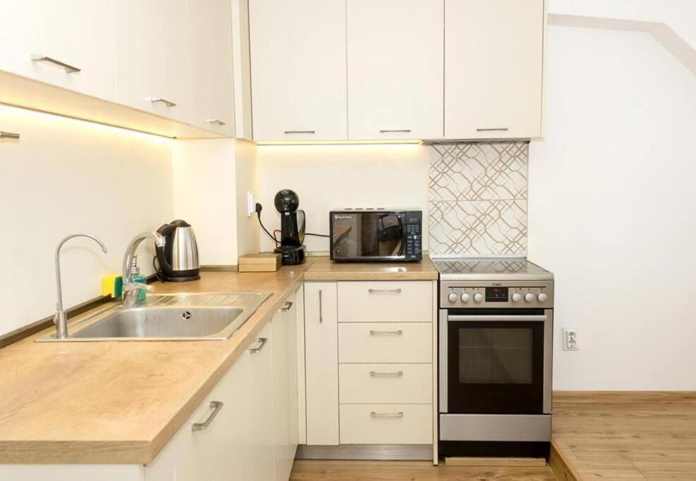 Modern Bright Apartment Close To City Center And Grand Mall Varna Dış mekan fotoğraf